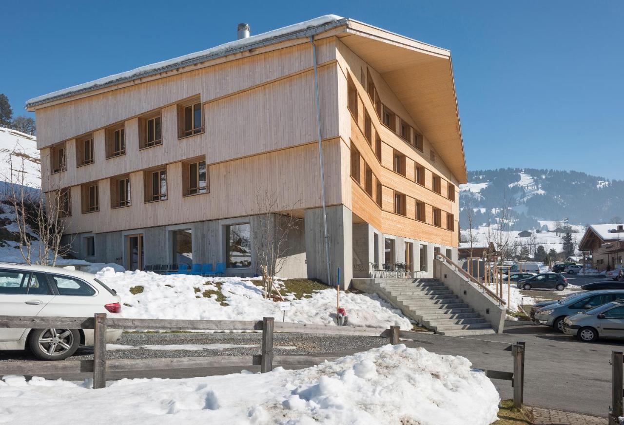 Saanen Gstaad Youth Hostel Kültér fotó