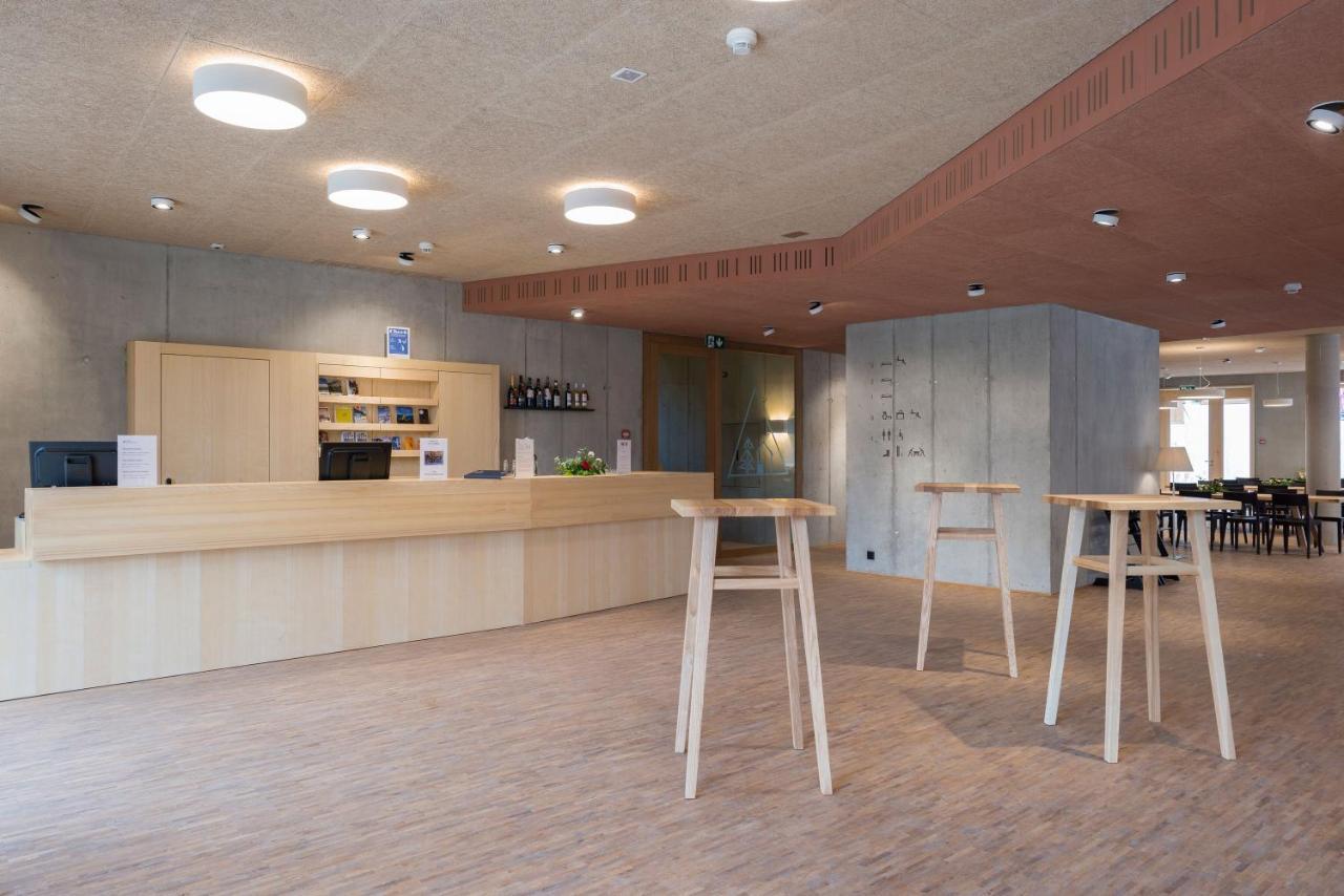 Saanen Gstaad Youth Hostel Kültér fotó