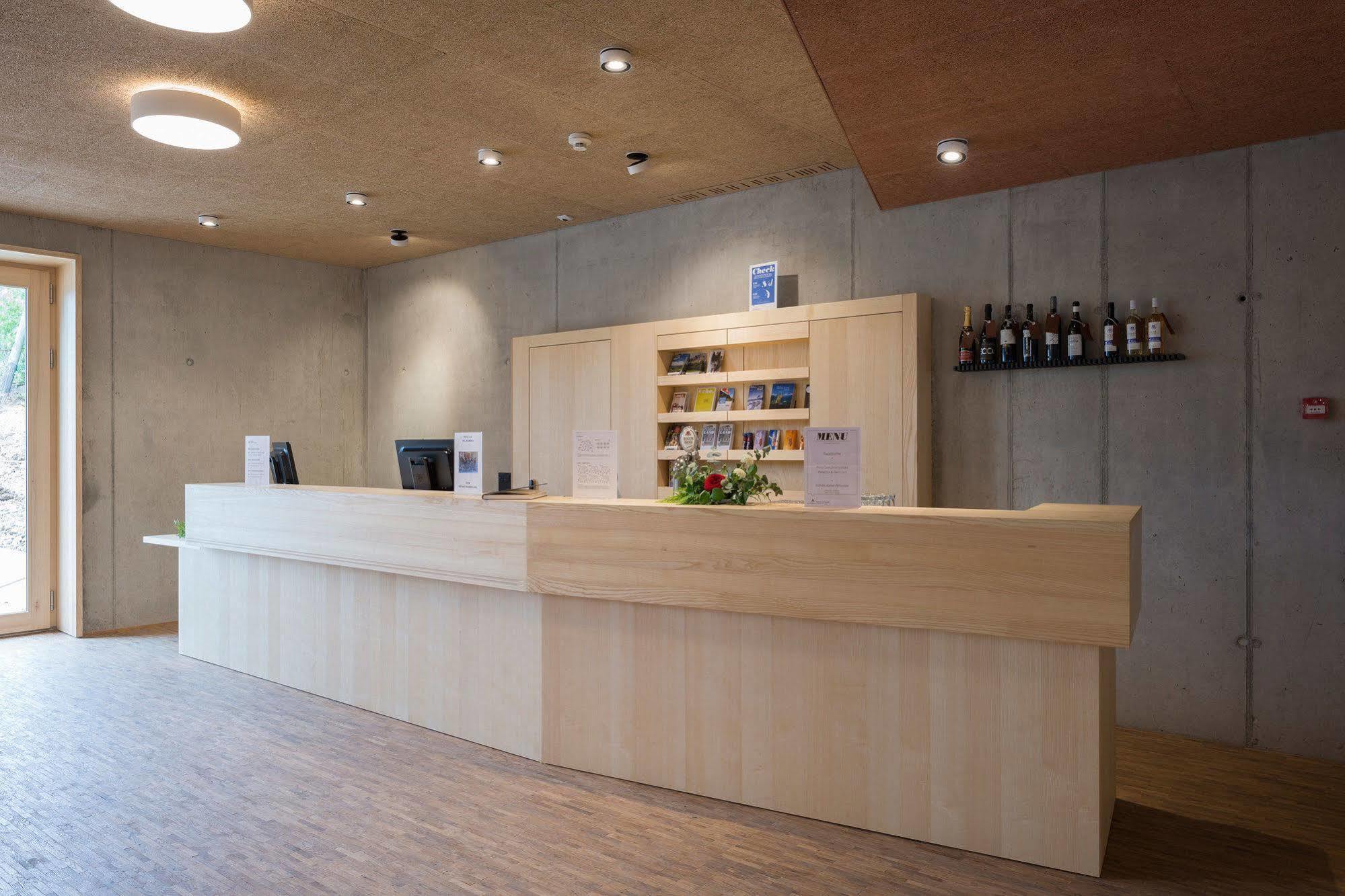 Saanen Gstaad Youth Hostel Kültér fotó