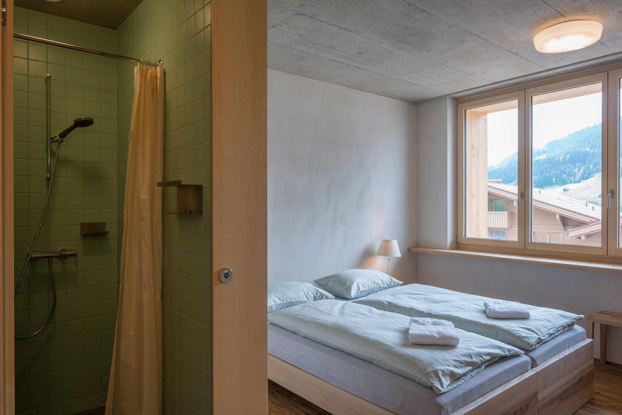 Saanen Gstaad Youth Hostel Kültér fotó
